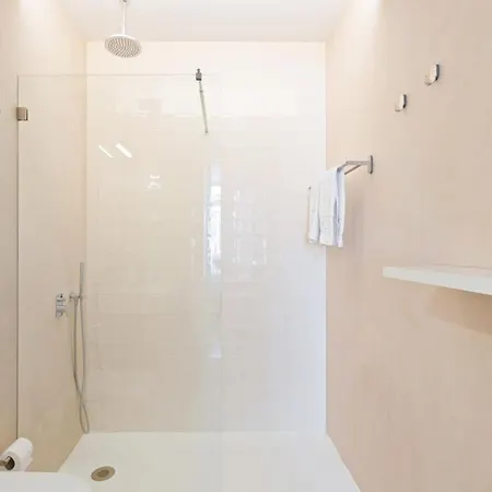 Appartement Spacious 1 Bedroom Near Baixa *