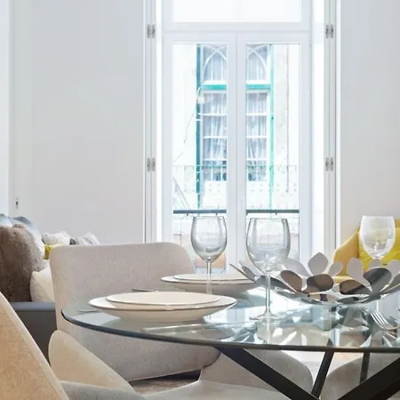 Spacious 1 Bedroom Near Baixa * Lissabon