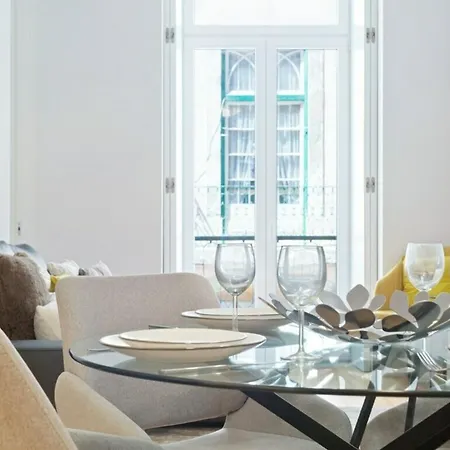 Spacious 1 Bedroom Near Baixa *