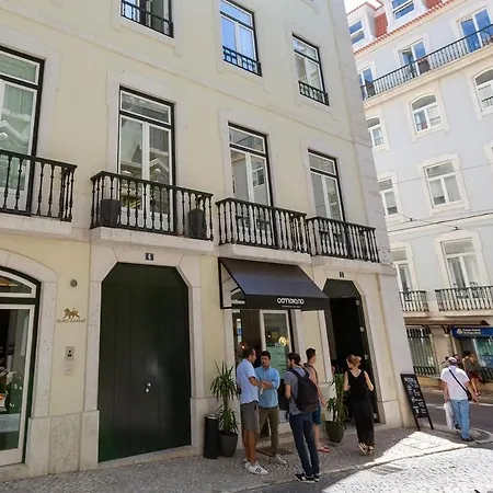 Spacious 1 Bedroom Near Baixa ליסבון